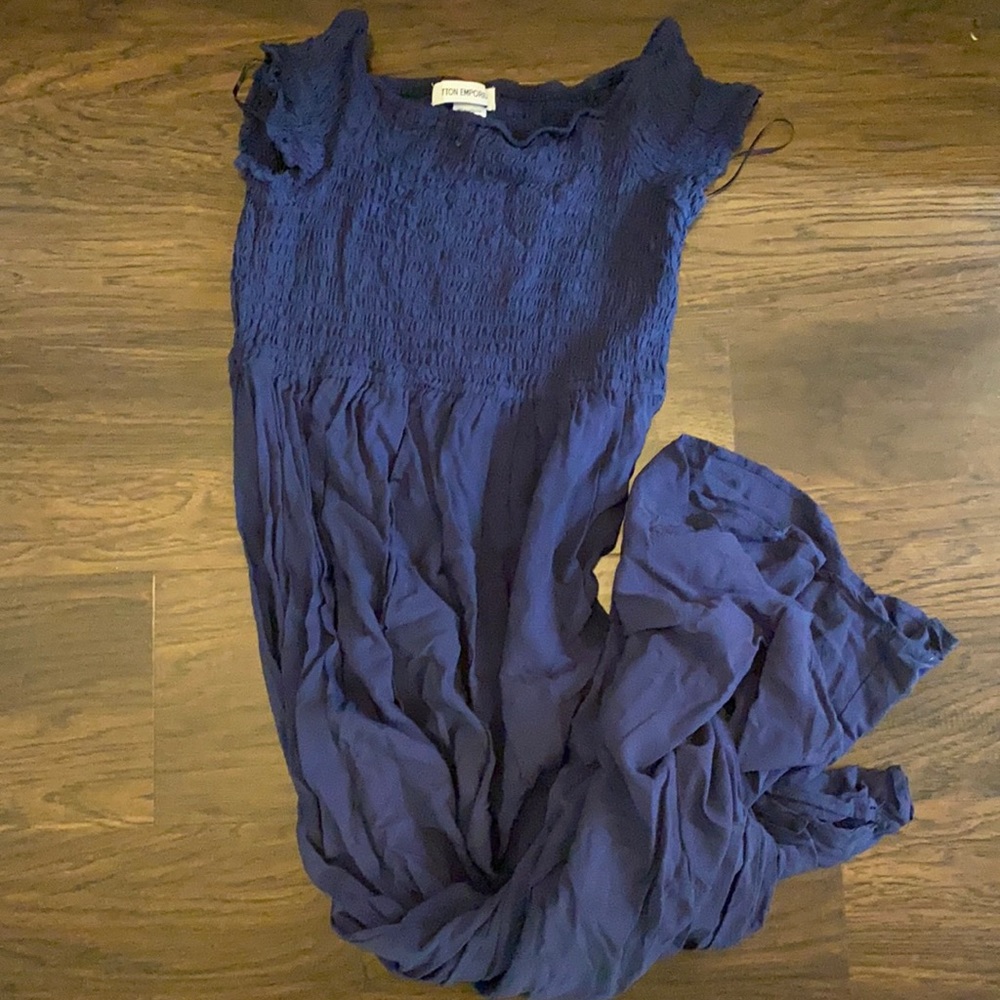 Navy blue ruched top maxi dress!